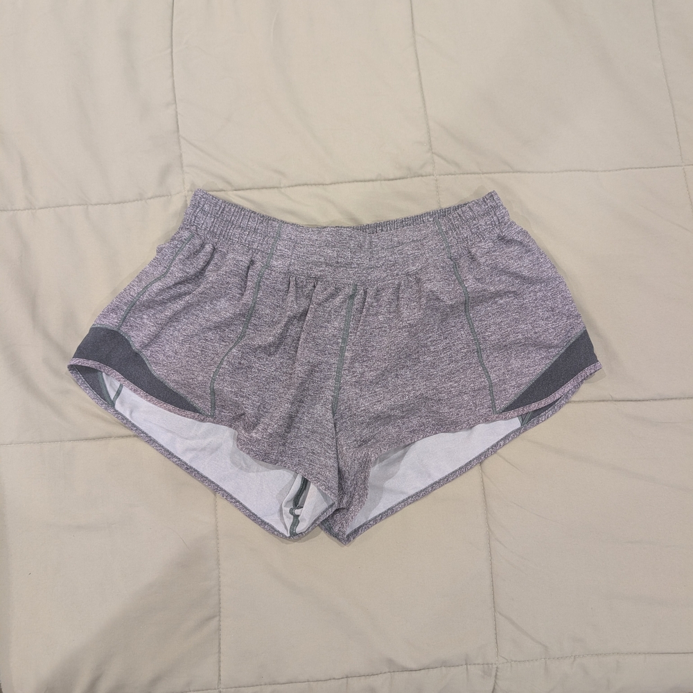 Lululemon Hotty Hot Shorts 2.5 Inch Inseam